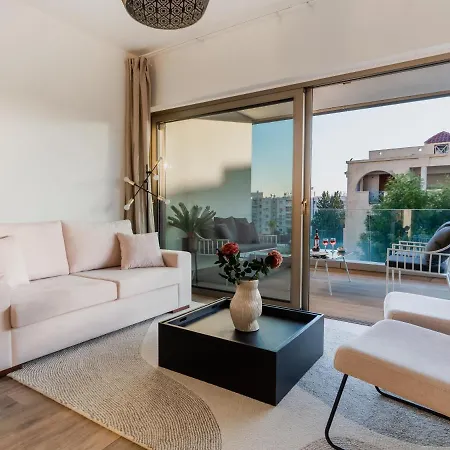 דירה Perfect Vacation For Up To Six Guests With Balcony All Yours